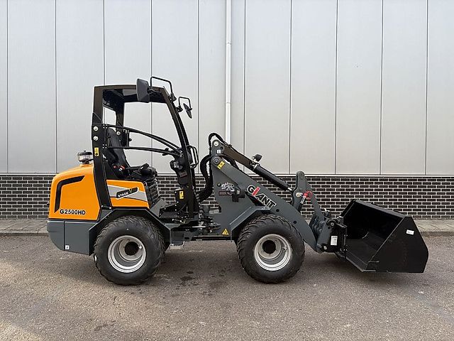 Giant G2500 HD KNIKLADER