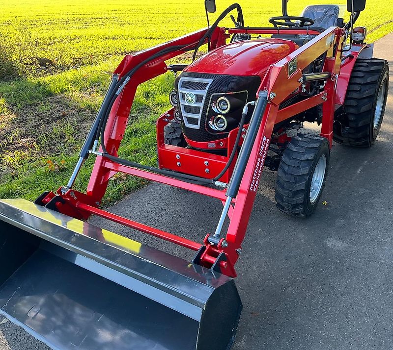 Mitsubishi HERBSTANGEBOT NEU Kleintraktor Fieldtrac VST 918 Frontlader