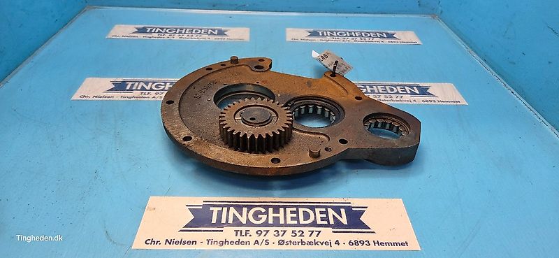 New Holland 8340 (Spare part/Reservedel/Ersatzteil)