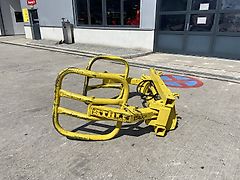 Stoll Rundballengreifer