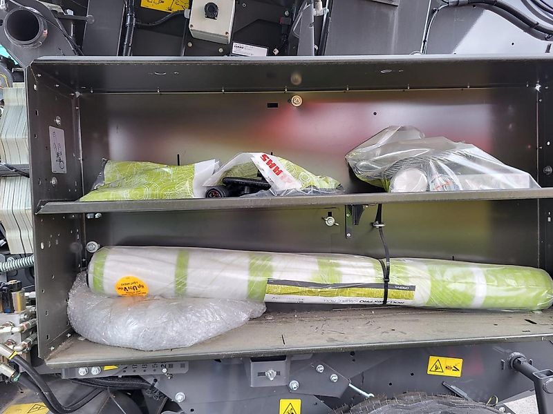 Claas VARIANT 560 RC