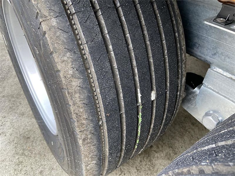 Möslein TTD 14 5,70 m 14 t Kipper Tieflader 5,70 m lang,