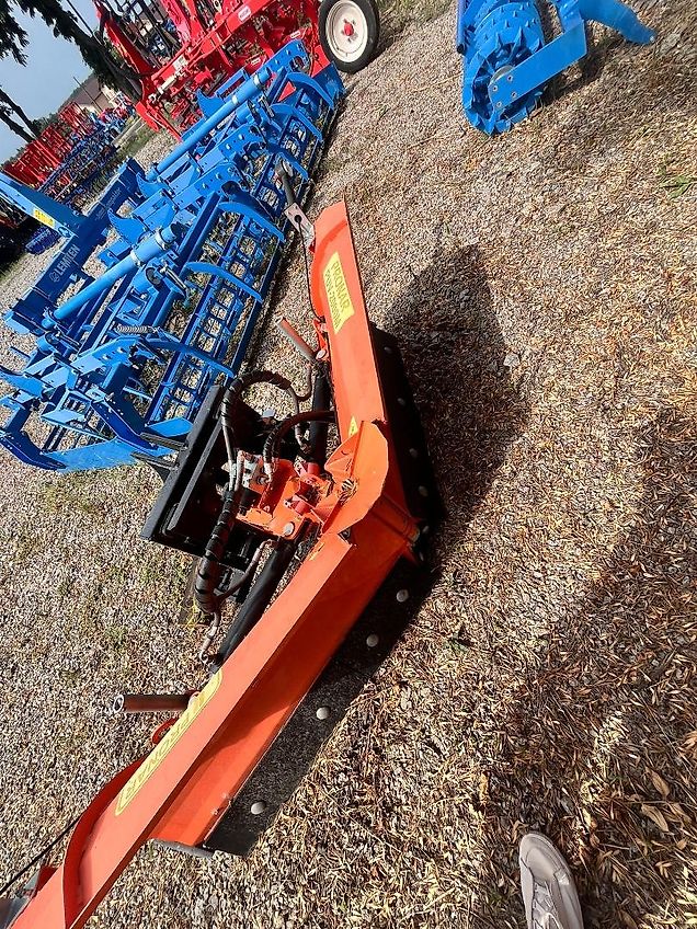 Pronar PUV 2000 M + muchii taiere otel + sanii