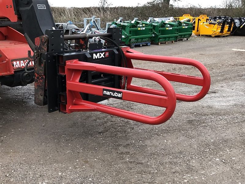 MX U40 Manubal Bale Handler