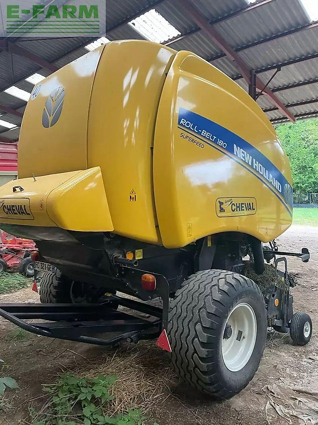 New Holland roll belt 180 super feed