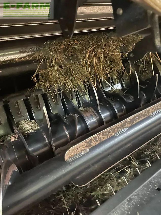 New Holland roll belt 180 super feed
