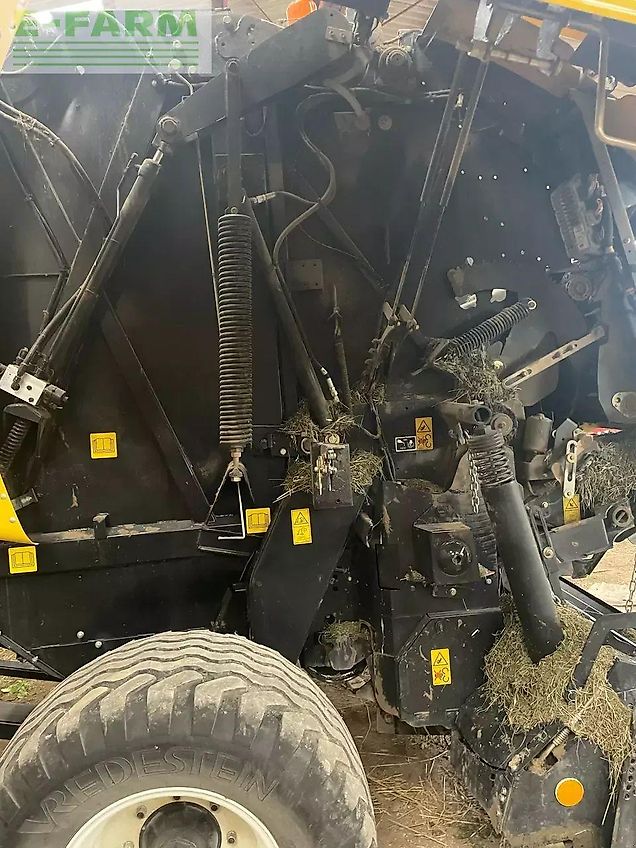 New Holland roll belt 180 super feed