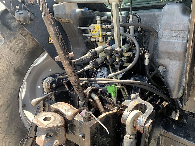 Massey Ferguson 6255 DYNASHIFT