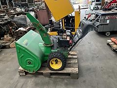 John Deere 1032D