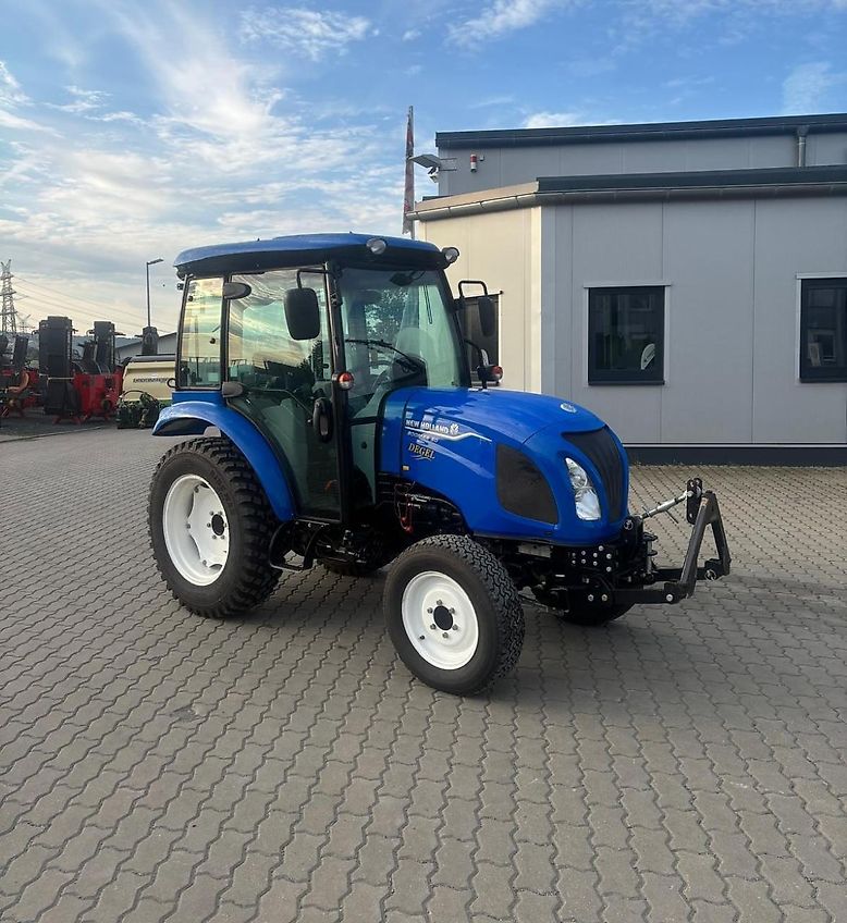 New Holland Boomer 50