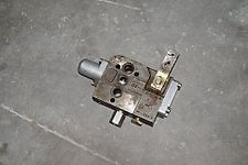 Doppelwirkendes Hydrauliksteuergerät für Deutz DX 6.30,6.10,3.65