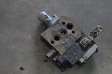 Doppelwirkendes Hydrauliksteuergerät für Deutz DX 4.50,4.70,6.05,