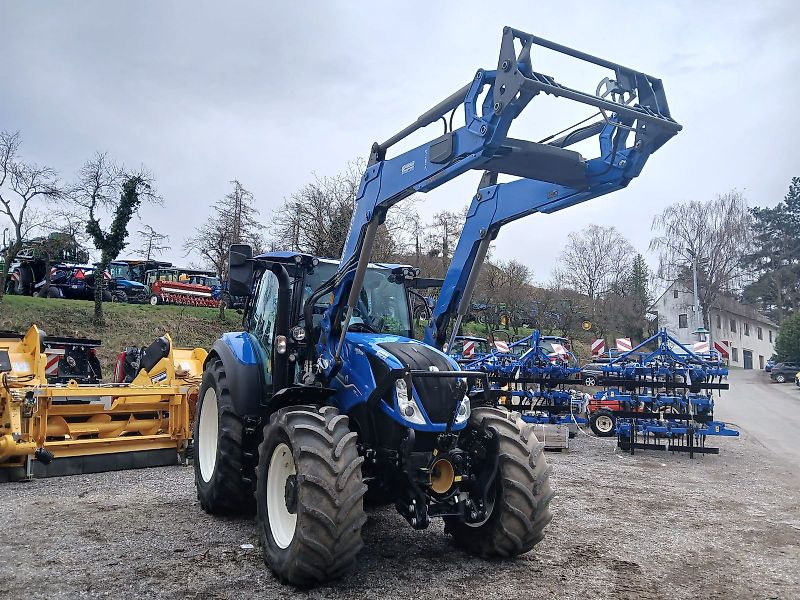 New Holland T5.110 Auto Command (Stage V)