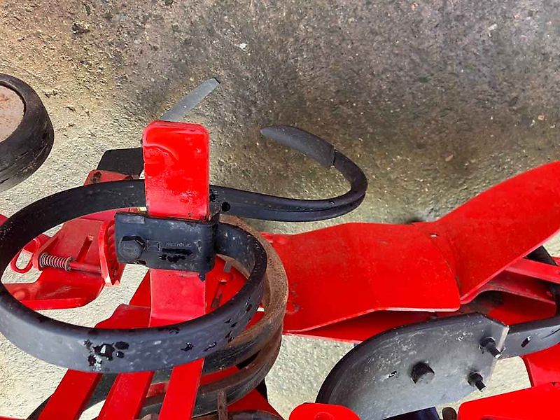 Grimme GH2, Weeder, Row Re-Former