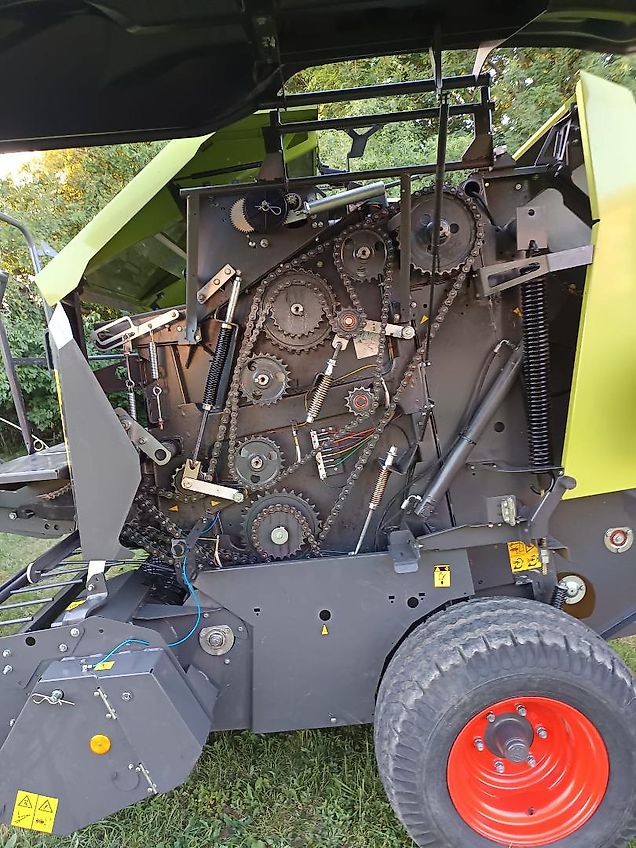 Claas Rollant 520 RC