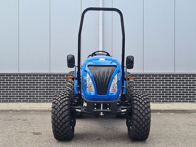 New Holland BOOMER 45