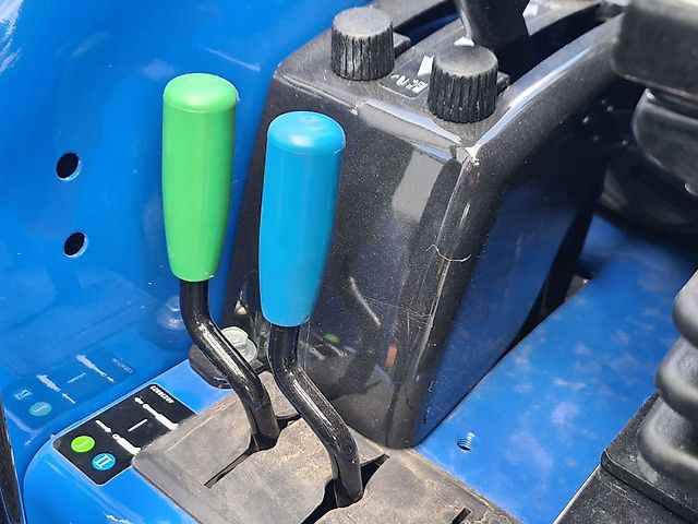 New Holland BOOMER 45