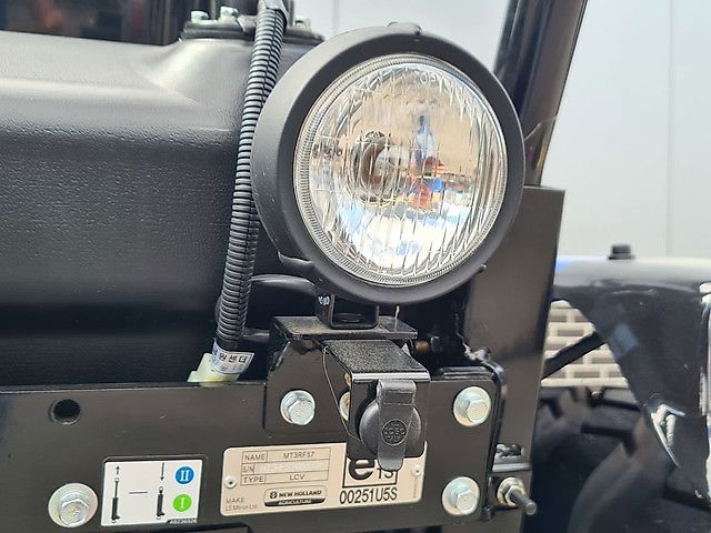 New Holland BOOMER 45