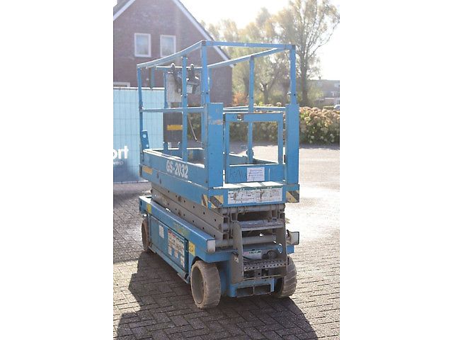 Genie GS-2032
