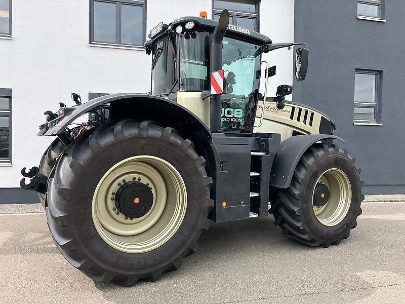 JCB Fastrac 8330 iCON