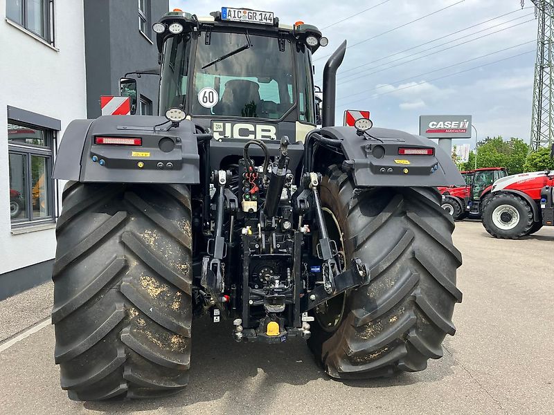 JCB Fastrac 8330 iCON