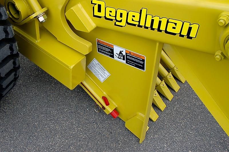 Degelman Signature 6000 - Steinsammler