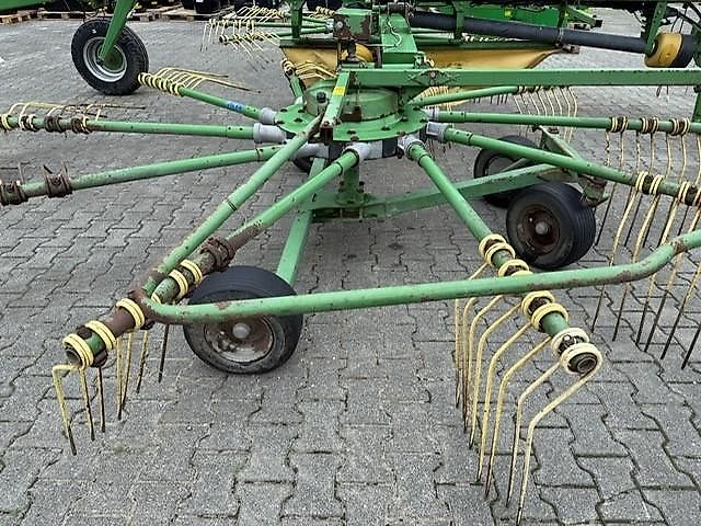 Krone Swadro 700