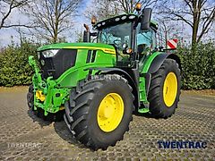 John Deere 6R215