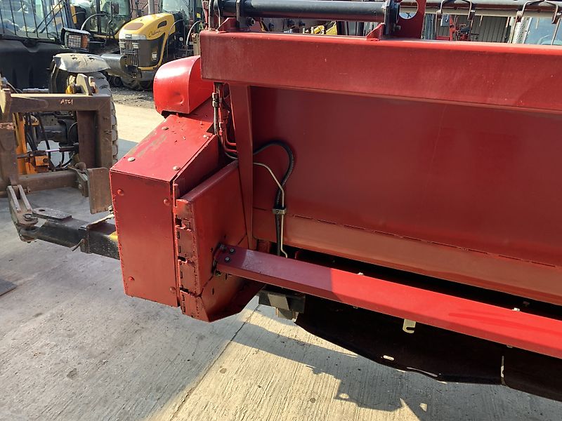 Case 2050 30ft Varifeed Header **Video Below**