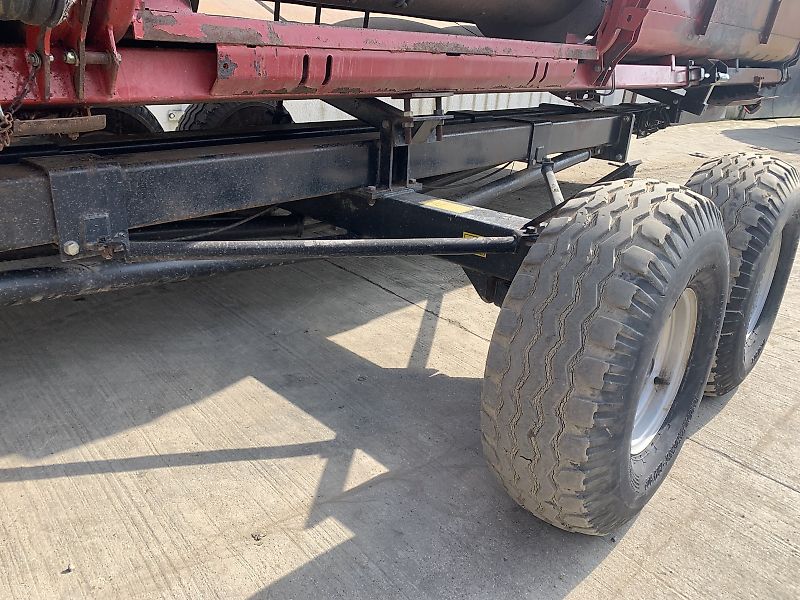 Case 2050 30ft Varifeed Header **Video Below**