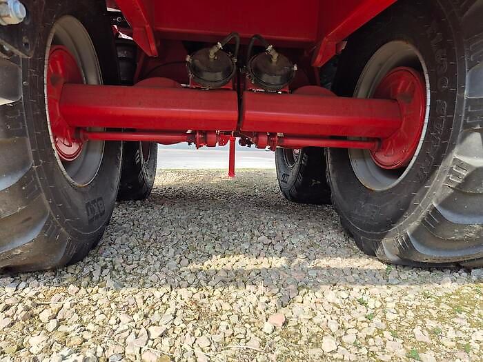 Krampe HD550 Carrier