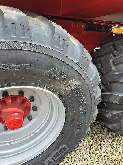 Krampe HD550 Carrier