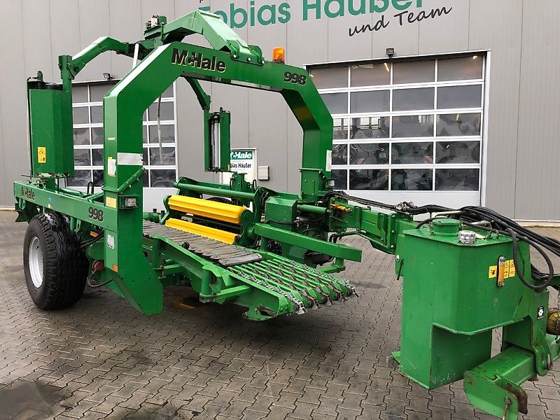 McHale 998 Vierkantballen-Wickler