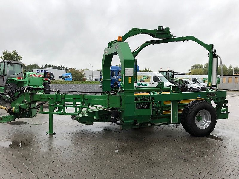 McHale 998 Vierkantballen-Wickler