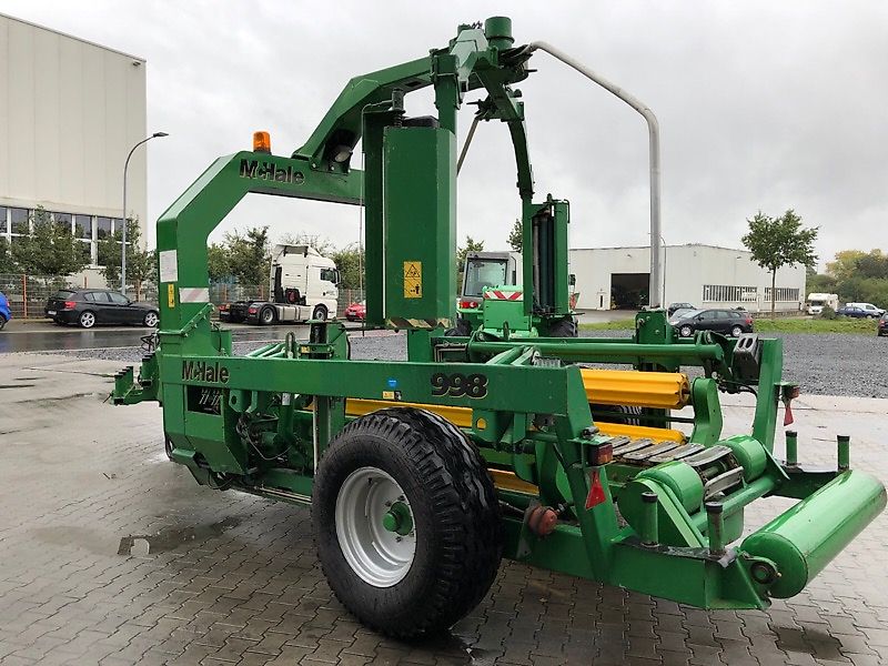 McHale 998 Vierkantballen-Wickler