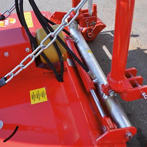 Humus VO 2500, VO 2700, VO 3000, VO 3500 | Mit stabiler Rahmenkonstruktion – speziell für den Einsatz an leistungsstarken Schleppern konstruiert