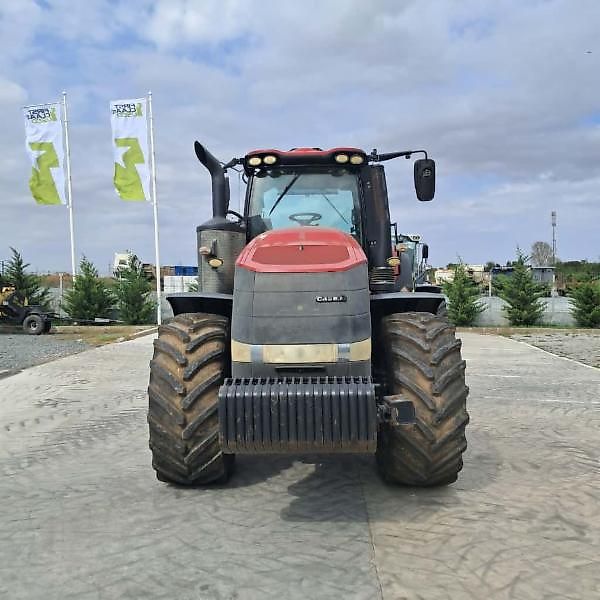 Case Tractor CASE Magnum