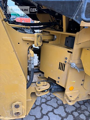 Caterpillar 926M
