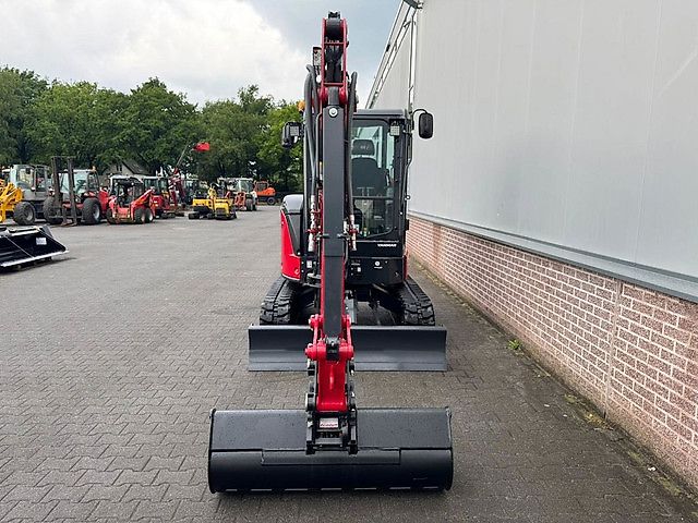 Yanmar VIO38-7