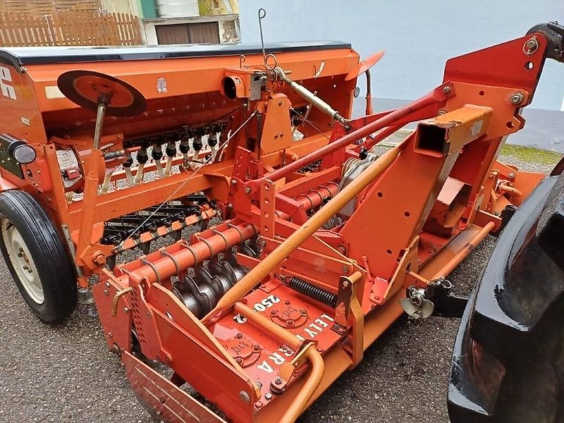 Lely 250-22 &amp; Semo 100 2,50m