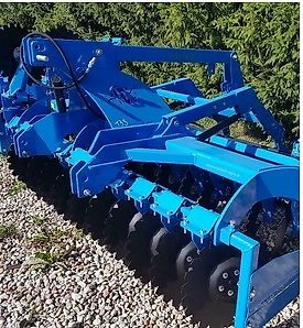 D&D Landtechnika Scheibenegge mit Hydropack / Kurzscheibenegge 3m