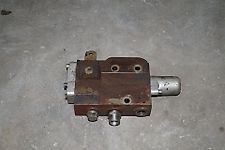 Doppelwirkendes Hydrauliksteuergerät/Endgerät für Deutz DX 4.50,