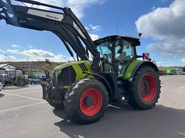 Claas Arion 660 CMATIC
