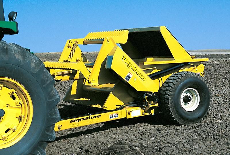 Degelman Signature 7200 - Steinsammler