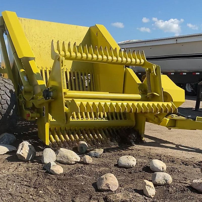 Degelman Super Picker III 7800 - Steinsammler