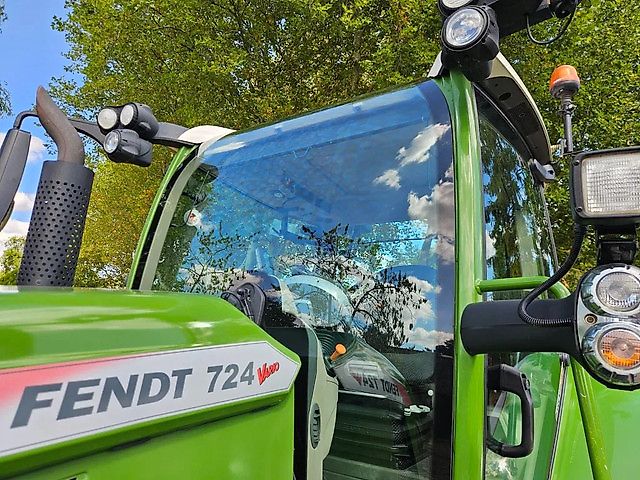 Fendt 724 S4 Profi Plus (718 720 722 )