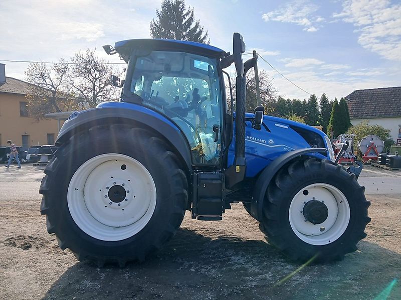 New Holland T5.110 Dynamic Command (Stage V)