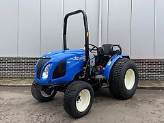 New Holland BOOMER 35