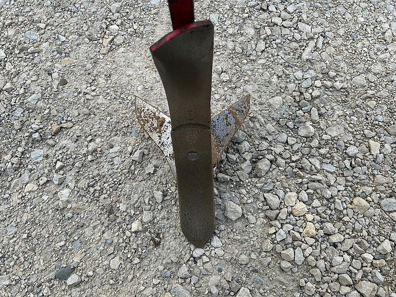 Pöttinger Synkro 3003 Grubber 3m Schneidringwalze Flügelschar