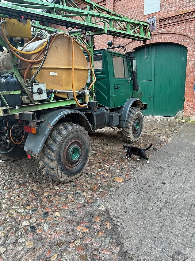 Dammann Aufbauspritze 24 Meter 2000L TÜV Guter Zustand